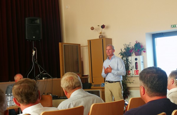 Premjeras: susipriešinimas žemės ūkio problemų neišspręs