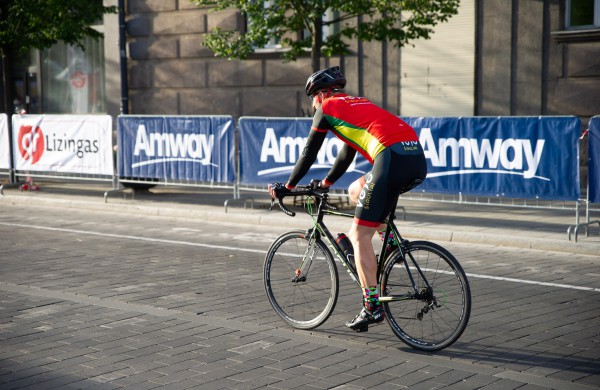 Staigmena „Velomaratone”: mažam miesteliui Jonavos rajone – moderni riedlenčių rampa