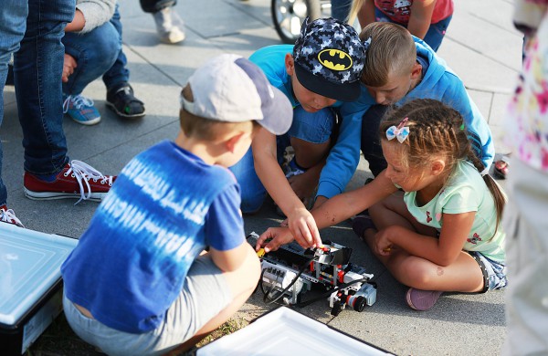 Užsiėmimų netrūks nei kūdikiams, nei paaugliams  