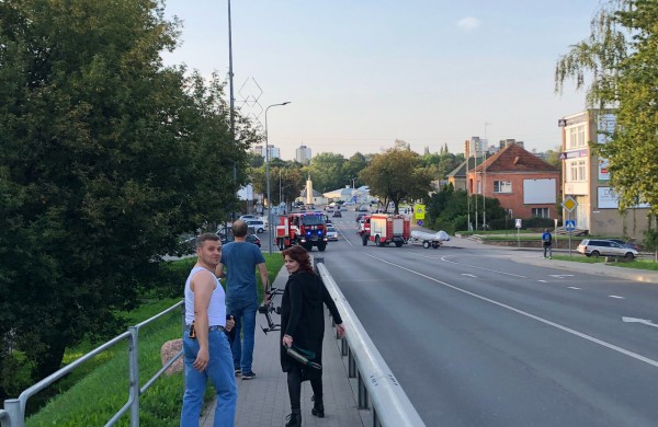 Neeilinė situacija ant Jonavos tilto per Nerį  - sukviestos gelbėjimo tarnybos 