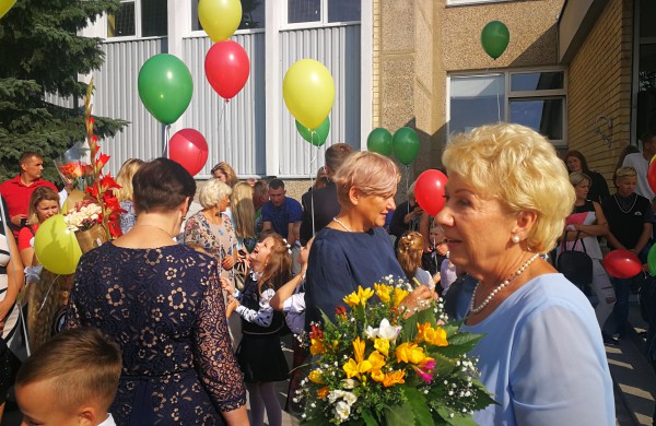 Tegul naujieji mokslo metai visiems jums suteikia plačių pažinimo erdvių