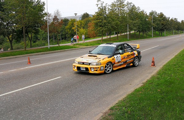 Daugiau nei 1000 km kelionės dalyviai stabtelėjo Jonavoje