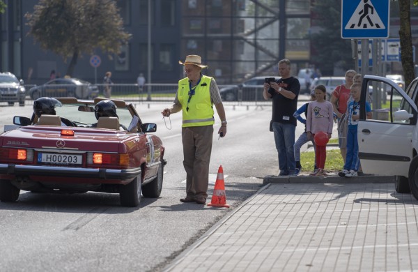 Daugiau nei 1000 km kelionės dalyviai stabtelėjo Jonavoje
