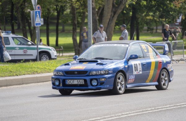 Daugiau nei 1000 km kelionės dalyviai stabtelėjo Jonavoje