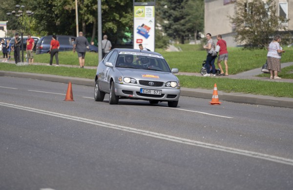 Daugiau nei 1000 km kelionės dalyviai stabtelėjo Jonavoje