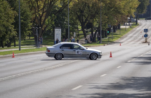 Daugiau nei 1000 km kelionės dalyviai stabtelėjo Jonavoje