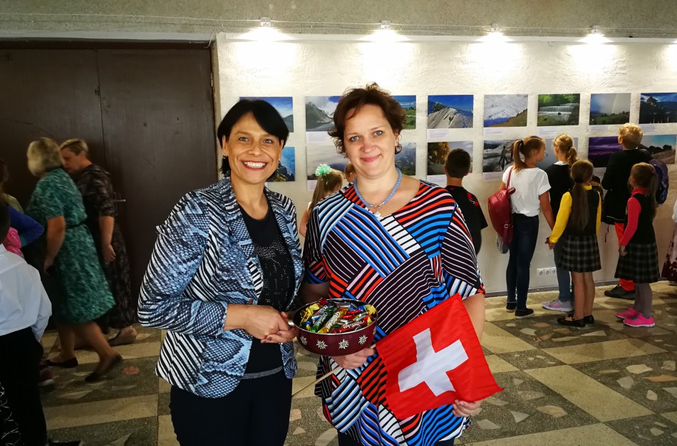 Šveicarijos lietuvių bendruomenės nuotraukų paroda Šveicarijos seniūnijoje