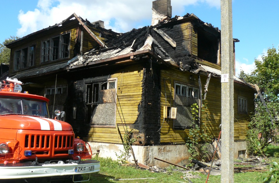Šilų seniūnijoje, kaip įtariama, padegti du pastatai 