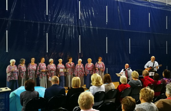 Artėjančios Tarptautinės pagyvenusių žmonių dienos proga surengta šventė „Mūsų metai – mūsų turtas“