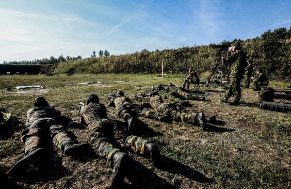 Snaiperiai iš devynių NATO valstybių ir Ukrainos Rukloje varžėsi dėl taikliausiojo titulo