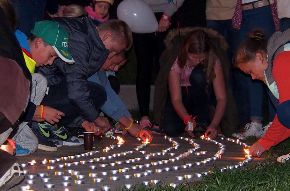 Joninių slėnyje jonaviečiai rašė laiškus norintiems pasitraukti iš gyvenimo