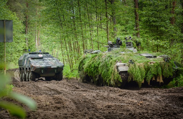 Rukloje dislokuotai NATO priešakinių pajėgų bataliono kovinei grupei buvo pakeltas aukštesnis budrumo lygis