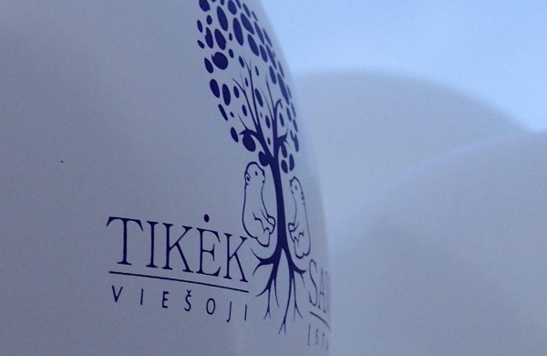 Joninių slėnyje jonaviečiai rašė laiškus norintiems pasitraukti iš gyvenimo