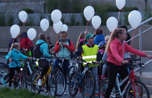 Joninių slėnyje jonaviečiai rašė laiškus norintiems pasitraukti iš gyvenimo