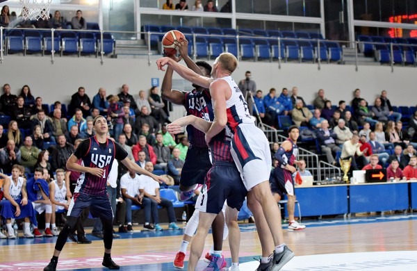 „Sintek-Jonava“ įveikė daugiau nei pusę savo komandos taškų pelniusių brolių Ballų ekipą