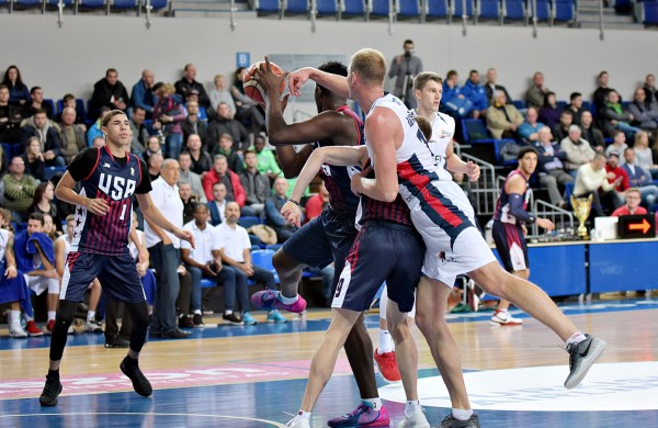 „Sintek-Jonava“ įveikė daugiau nei pusę savo komandos taškų pelniusių brolių Ballų ekipą