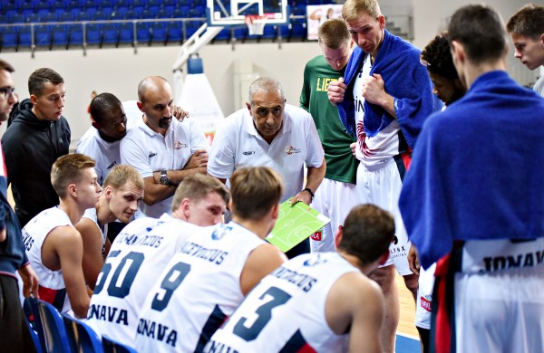 „Sintek-Jonava“ įveikė daugiau nei pusę savo komandos taškų pelniusių brolių Ballų ekipą