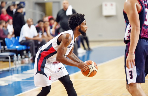 „Sintek-Jonava“ įveikė daugiau nei pusę savo komandos taškų pelniusių brolių Ballų ekipą