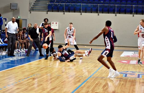 „Sintek-Jonava“ įveikė daugiau nei pusę savo komandos taškų pelniusių brolių Ballų ekipą