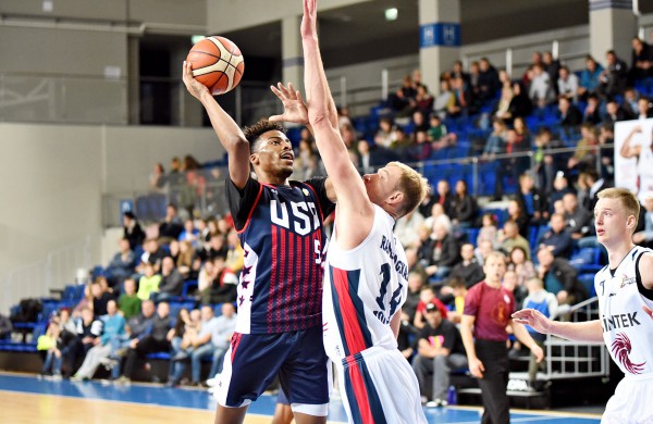 „Sintek-Jonava“ įveikė daugiau nei pusę savo komandos taškų pelniusių brolių Ballų ekipą