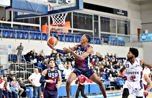 „Sintek-Jonava“ įveikė daugiau nei pusę savo komandos taškų pelniusių brolių Ballų ekipą