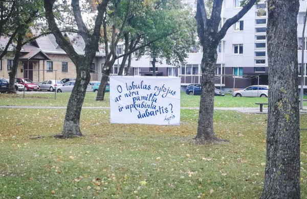 Jonavietis: "Miesto gatvėse raitelis ant žirgo – ar tai pokštas ar raitoji policija?" 