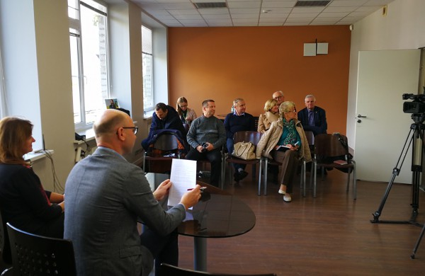 Kailinių žvėrelių ūkis - paneigta informacija dėl kankinamų gyvūnų bei sklindančio dvoko