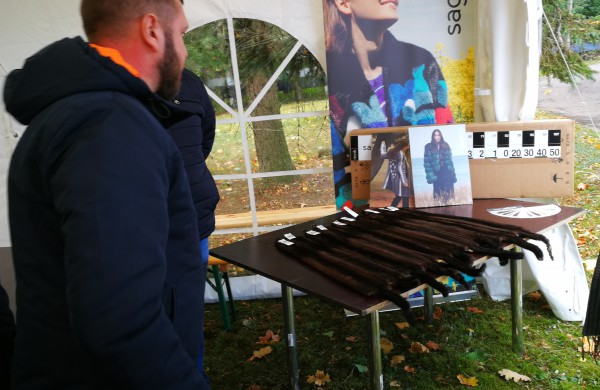 Kailinių žvėrelių ūkis - paneigta informacija dėl kankinamų gyvūnų bei sklindančio dvoko