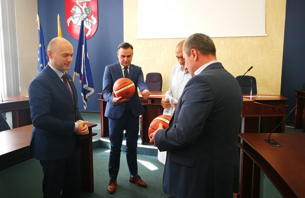 Jonavos rajono meras palinkėjo „Sintek-Jonavos“ klubui „atrakinti“ duris į LKL čempionatą