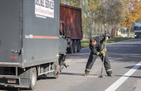 Nemenka avarija ties Jonava beveik 2 val. sutrikdė eismą