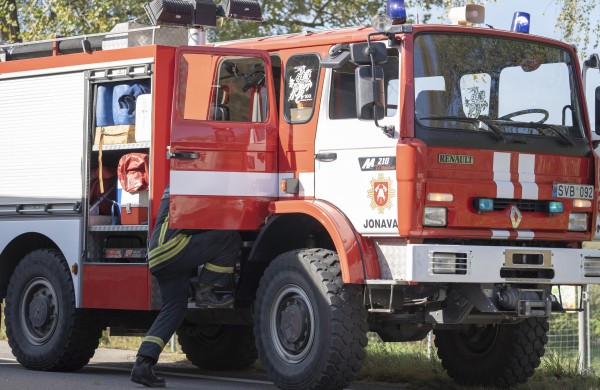 Nemenka avarija ties Jonava beveik 2 val. sutrikdė eismą