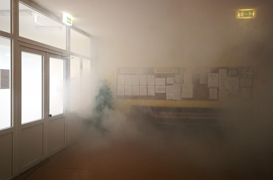 Karjeros dienos: dūmai, ugnis, sirenos, žmonių evakuacija
