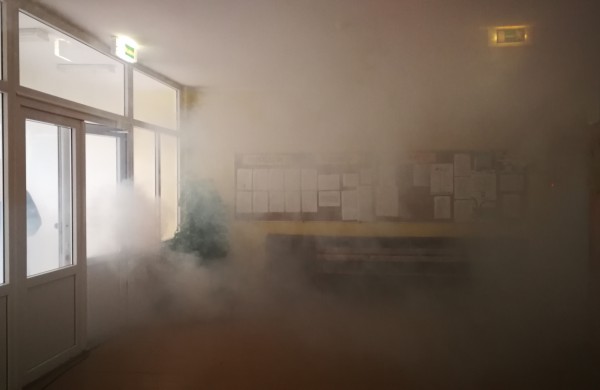 Karjeros dienos: dūmai, ugnis, sirenos, žmonių evakuacija