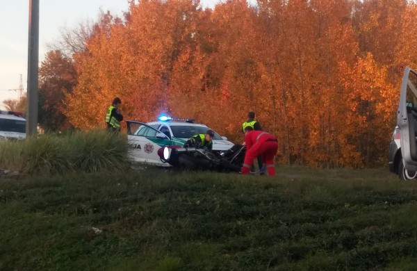 Motociklininkui nepavyko išvengti susidūrimo