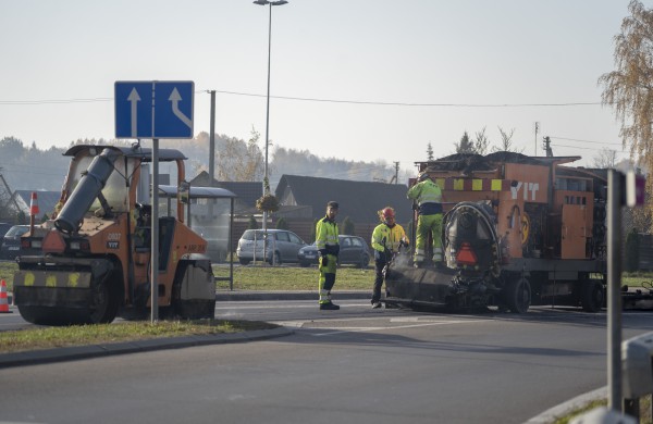 Kelių direkcija prašo vairuotojų kantrybės