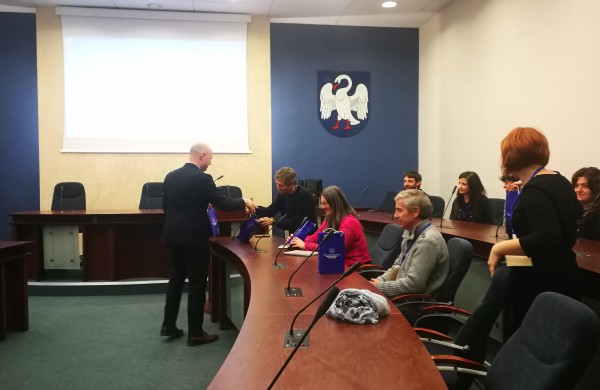 Šiltai sutikti Erasmus+ programos projekto „Take the e+train“  dalyviai 