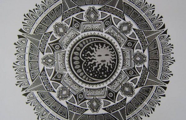 Pirmoji jonavietės piešta mandala gimė “iš lėkštės” (nuotraukų galerija)