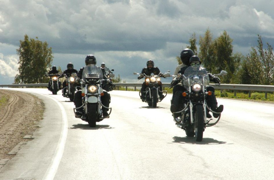 Jonavoje stabtelės apie pusšimtis motociklų