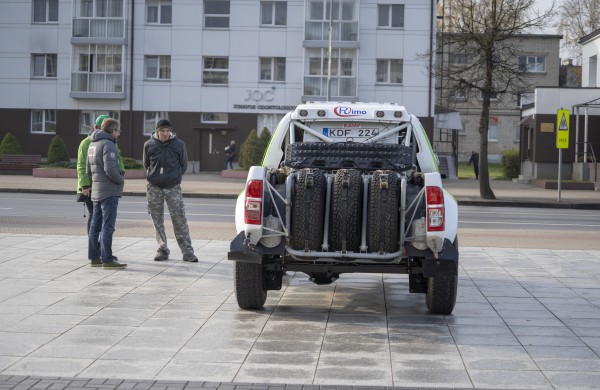 Dakaro ralio automobilis iš arti