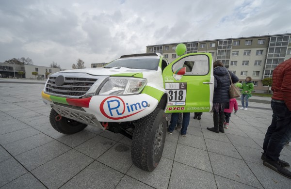 Dakaro ralio automobilis iš arti