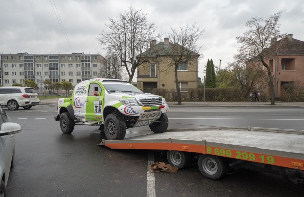 Dakaro ralio automobilis iš arti