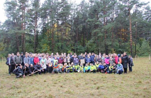 Vandalai suniokojo „Lietavos: 80“ parką