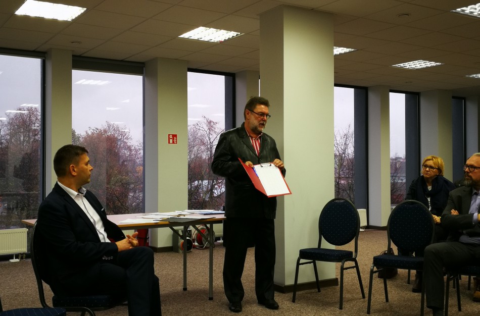 Dėmesio centre - komiteto kandidatas į merus ir jo (ne) nuslėptos biografijos detalės  