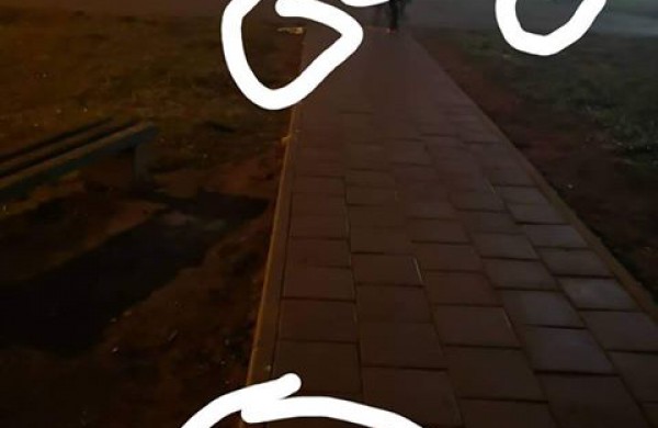 Ant takelio sudėliotos gedulo puokštės sukėlė šiurpą vaikams