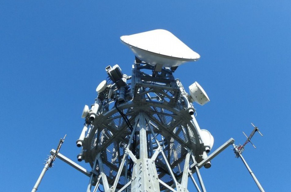 Antenų spinduliuojamo elektromagnetinio lauko poveikis sveikatai