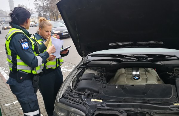 Prie A.Lobovo kibte kimba nemalonumai