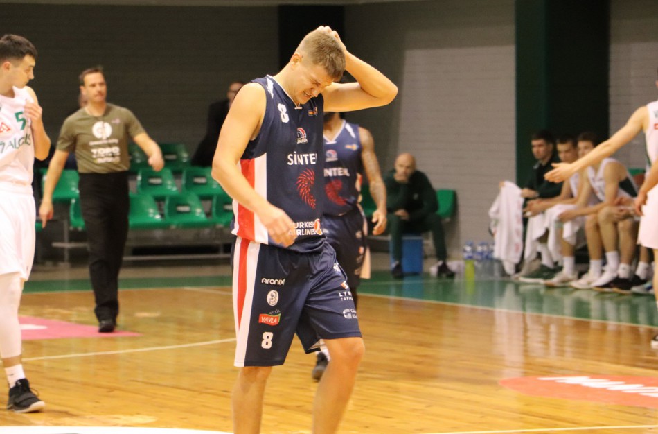 „Sintek-Jonava“ klubas pergalės iš Kauno neišsivežė
