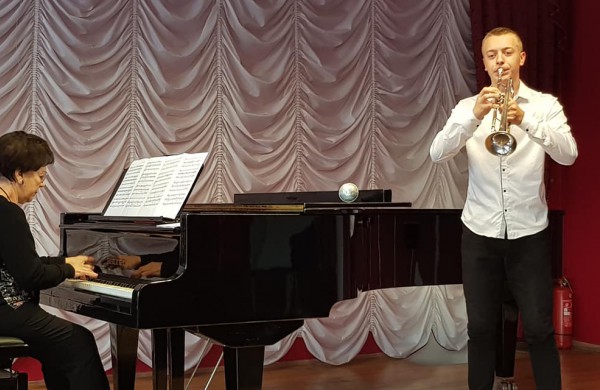 Jaunaisiais Jonavos talentais žavėjosi kultūros programų rėmėjai iš Suomijos