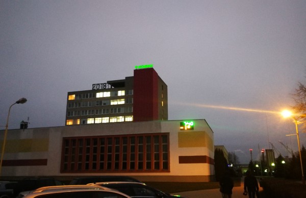 Achemos darbuotojai piketo metu: „Atlyginimas tarsi stipendija“