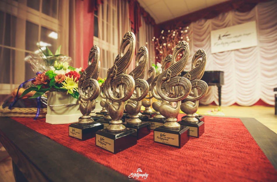 Jaunųjų pianistų „Grand Prix“ šiemet iškeliavo į Šilutę